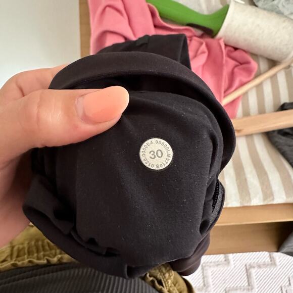 Lululemon Commission Classic Warpstreme Pant in Black 30 - Picture 10 of 13